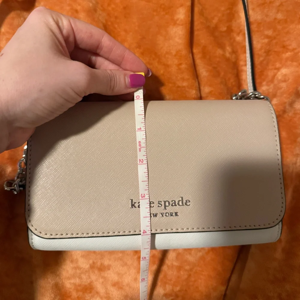 Kate Spade Tan and White Crossbody Bag - Picture 11 of 11